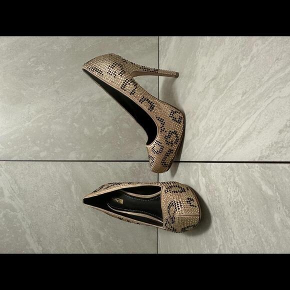 Report Signature 'Parker' rhinestone leopard print platform stilettos Size 8.5 - Picture 2 of 5